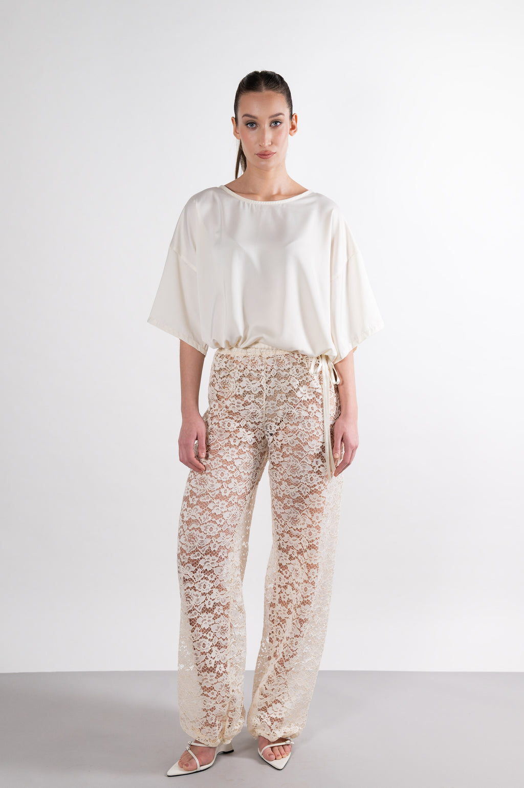 Olive Top Ecru